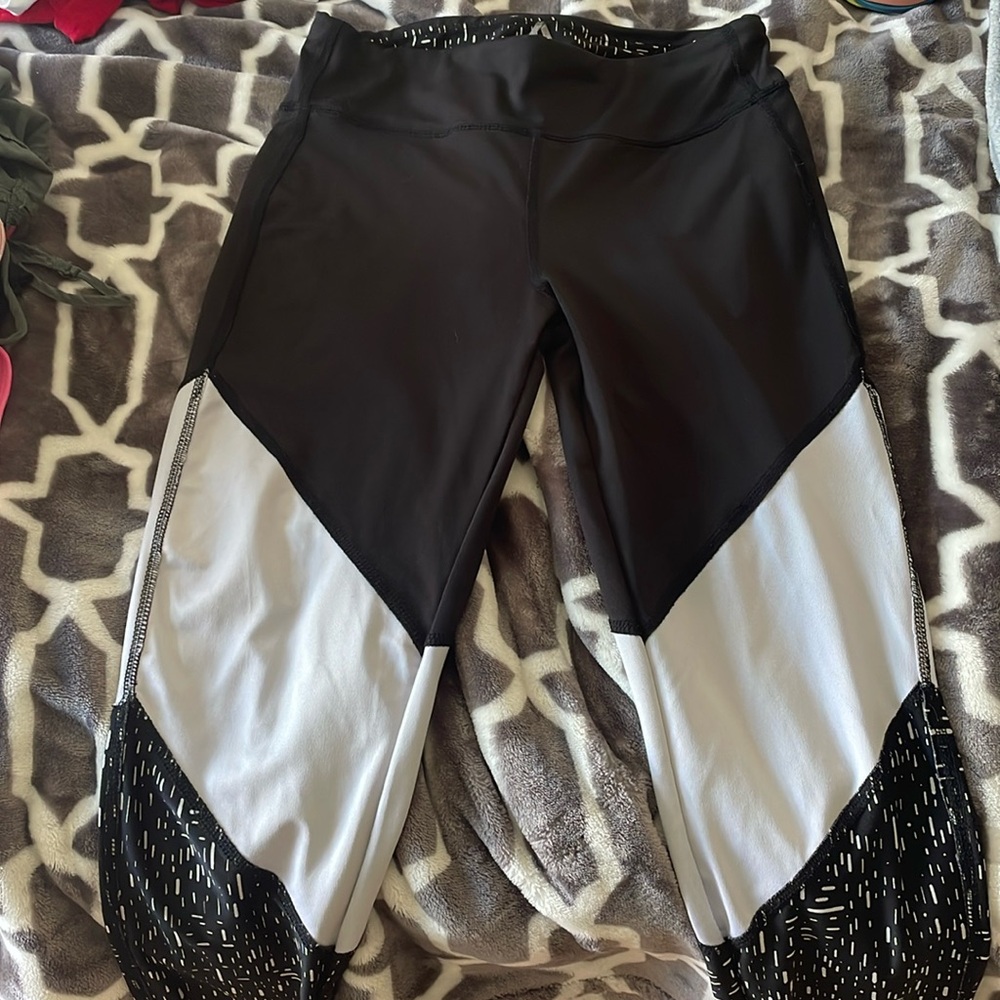 Black and white leggings. Athletic material. Size M.